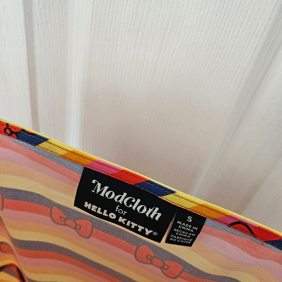 Modcloth Striped Hello Kitty Bow Print Dress Size Small Orange Yellow Pink Blue - Picture 3 of 5